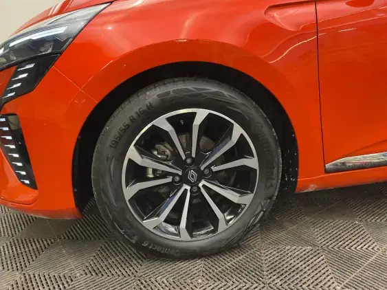 RENAULT CLIO V - voiture d'occasion - Photo 23