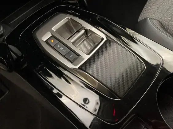 PEUGEOT 208 BUSINESS R II - voiture d'occasion - Photo 17