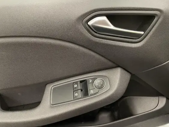 RENAULT CLIO V - voiture d'occasion - Photo 17