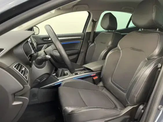 RENAULT MEGANE IV - voiture d'occasion - Photo 18