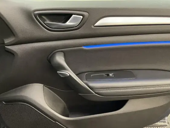 RENAULT MEGANE IV - voiture d'occasion - Photo 20