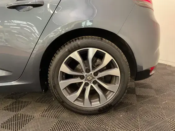 RENAULT MEGANE IV - voiture d'occasion - Photo 24