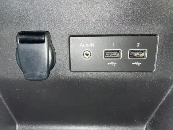 RENAULT CLIO V - voiture d'occasion - Photo 21