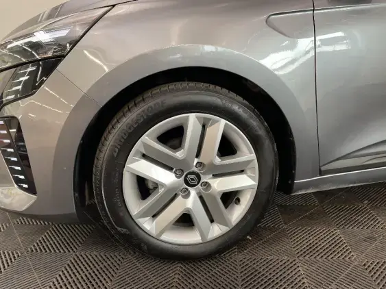 RENAULT CLIO V - voiture d'occasion - Photo 23