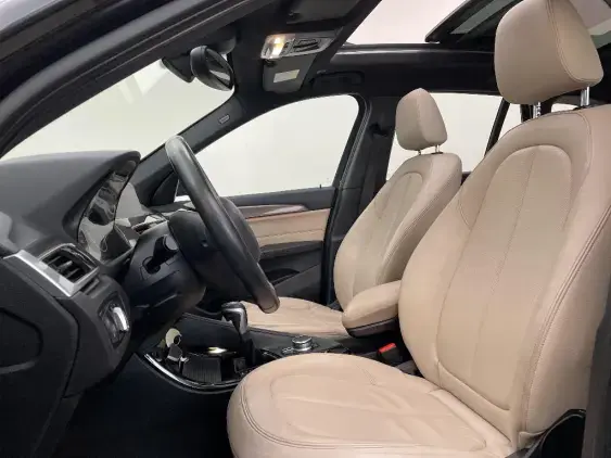 BMW X1 F48 - voiture d'occasion - Photo 18