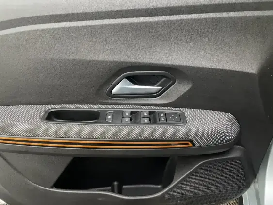 DACIA SANDERO III - voiture d'occasion - Photo 19