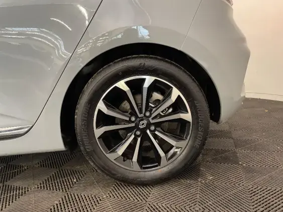 RENAULT CLIO V - voiture d'occasion - Photo 24