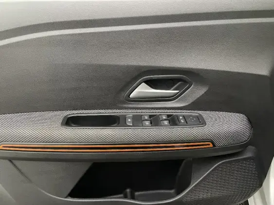 DACIA SANDERO III - voiture d'occasion - Photo 19