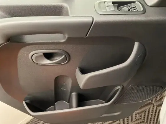 RENAULT MASTER FG III - voiture d'occasion - Photo 19