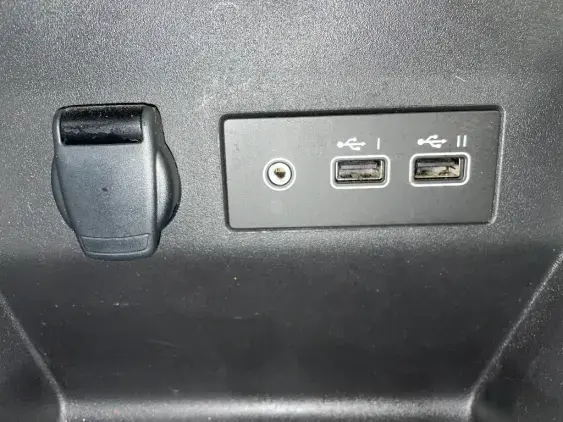 RENAULT CLIO V - voiture d'occasion - Photo 21