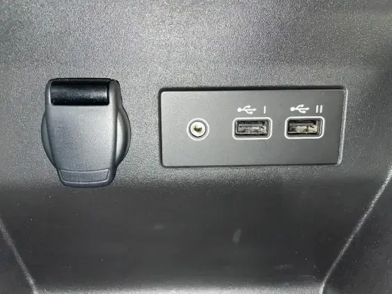 RENAULT CLIO V - voiture d'occasion - Photo 21