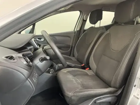 RENAULT CLIO IV - voiture d'occasion - Photo 18