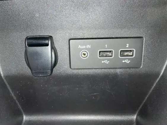 RENAULT CLIO V - voiture d'occasion - Photo 21