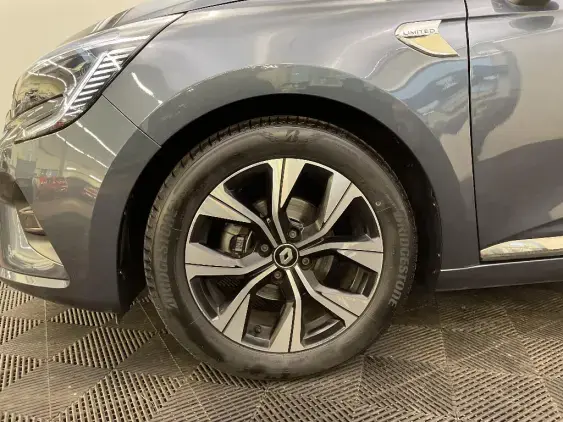 RENAULT CLIO V - voiture d'occasion - Photo 23