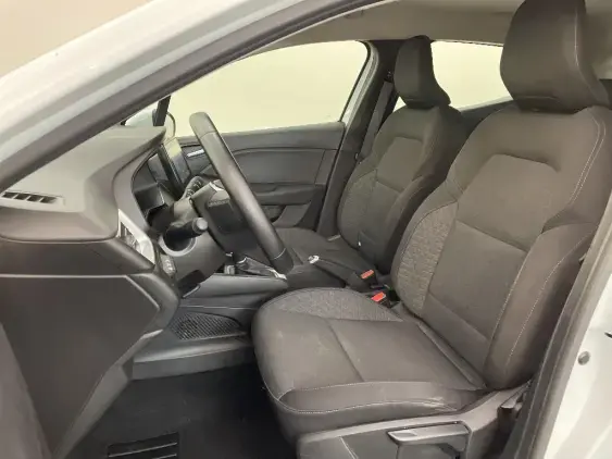 RENAULT CLIO V - voiture d'occasion - Photo 18