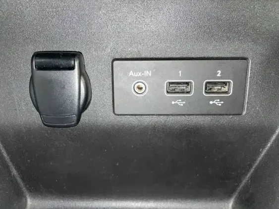 RENAULT CLIO V - voiture d'occasion - Photo 21