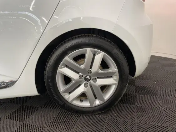 RENAULT CLIO V - voiture d'occasion - Photo 24