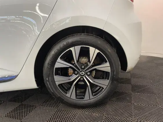 RENAULT CLIO V - voiture d'occasion - Photo 24