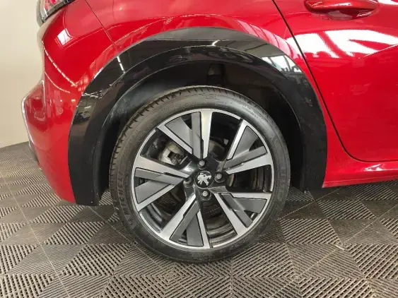 PEUGEOT 208 BUSINESS R II - voiture d'occasion - Photo 25