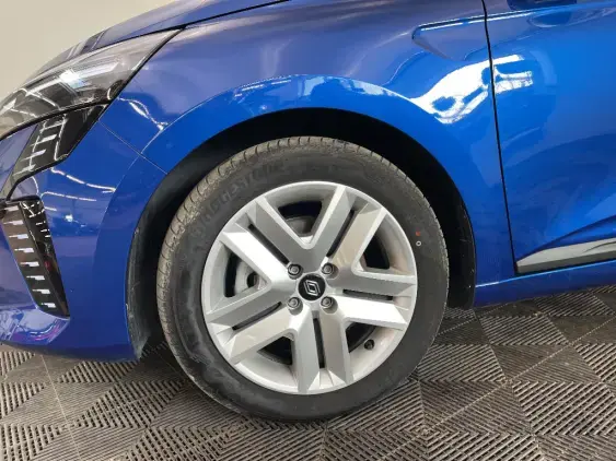 RENAULT CLIO V - voiture d'occasion - Photo 23