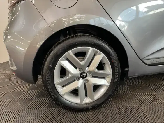 RENAULT CLIO V - voiture d'occasion - Photo 25