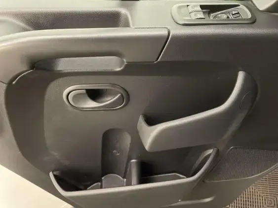 RENAULT MASTER III - voiture d'occasion - Photo 19