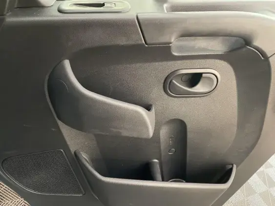 RENAULT MASTER III - voiture d'occasion - Photo 20