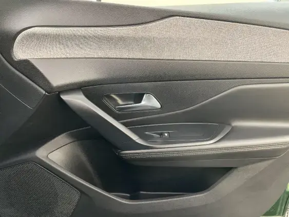 PEUGEOT 308 III - voiture d'occasion - Photo 20