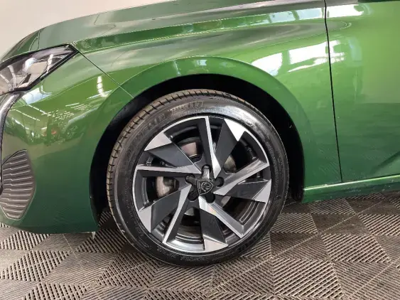 PEUGEOT 308 III - voiture d'occasion - Photo 23