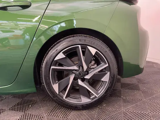 PEUGEOT 308 III - voiture d'occasion - Photo 24