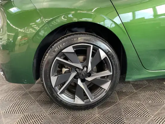 PEUGEOT 308 III - voiture d'occasion - Photo 25