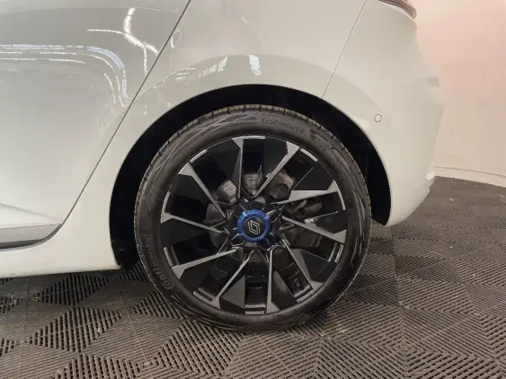 RENAULT CLIO V - voiture d'occasion - Photo 24