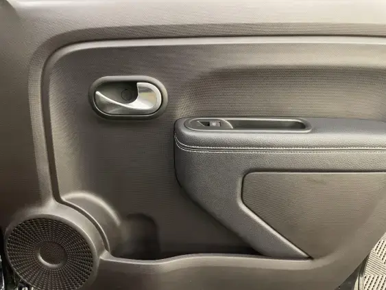 RENAULT TWINGO ELECTRIQUE III - voiture d'occasion - Photo 20