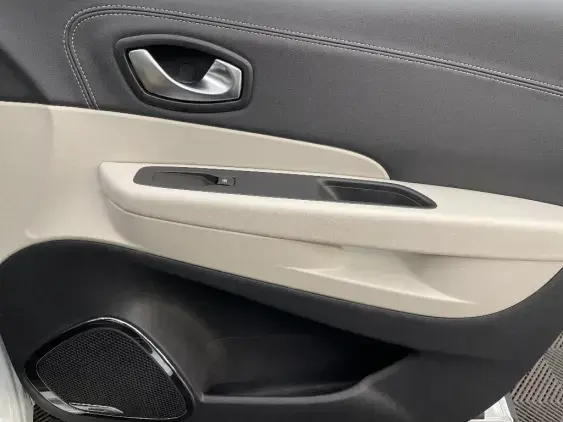 RENAULT CAPTUR - voiture d'occasion - Photo 20