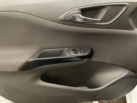 OPEL CORSA E - voiture d'occasion - Photo 19