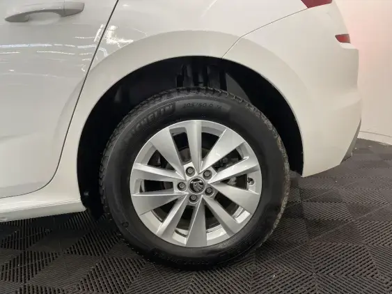 SKODA KAMIQ - voiture d'occasion - Photo 24