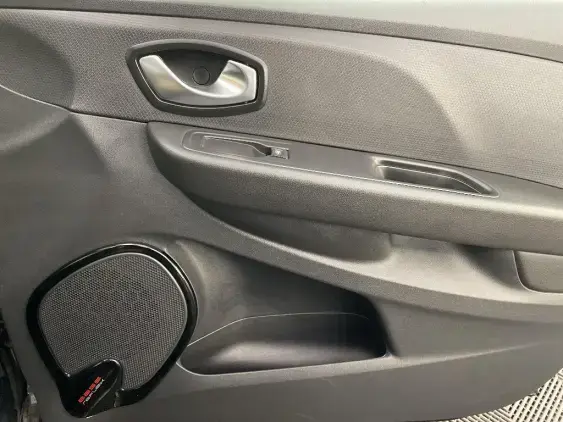 RENAULT CLIO IV - voiture d'occasion - Photo 20