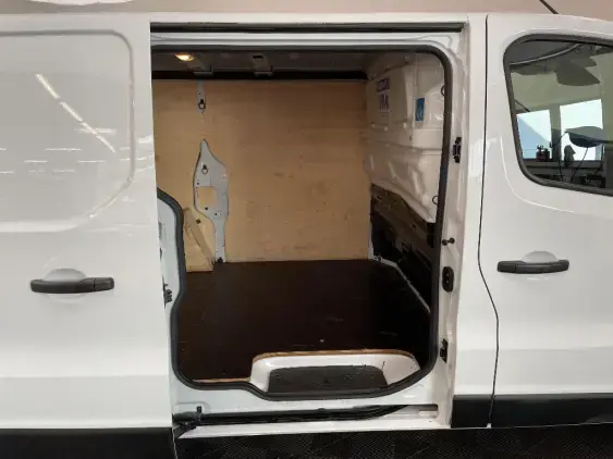 RENAULT TRAFIC FG III - voiture d'occasion - Photo 16