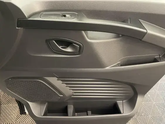 RENAULT TRAFIC FG III - voiture d'occasion - Photo 20