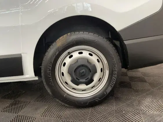 RENAULT TRAFIC FG III - voiture d'occasion - Photo 24