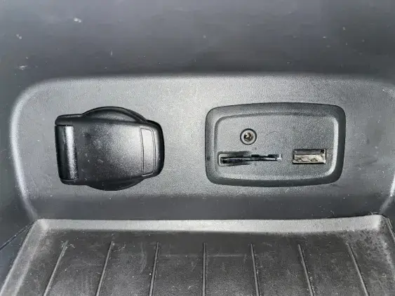 RENAULT CAPTUR - voiture d'occasion - Photo 21