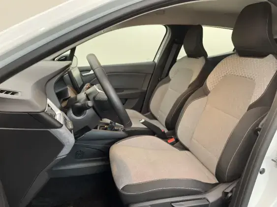 RENAULT CLIO V - voiture d'occasion - Photo 18