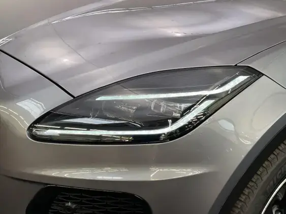 JAGUAR E-PACE - voiture d'occasion - Photo 22