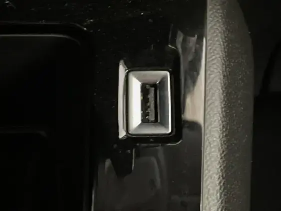 PEUGEOT 208 II - voiture d'occasion - Photo 21
