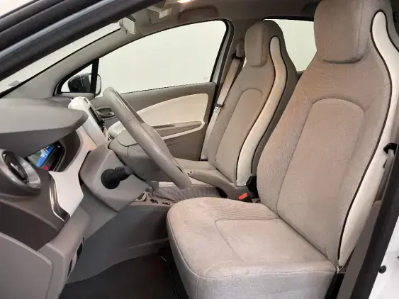 RENAULT ZOE - voiture d'occasion - Photo 18