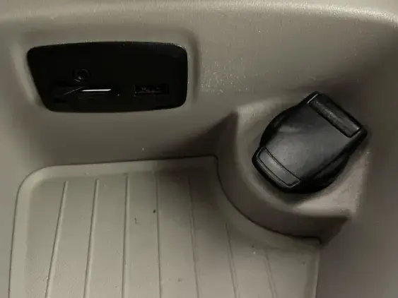 RENAULT ZOE - voiture d'occasion - Photo 21