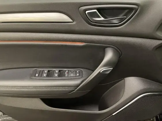 RENAULT MEGANE IV - voiture d'occasion - Photo 19