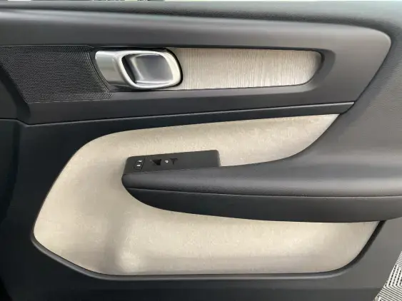 VOLVO XC40 - voiture d'occasion - Photo 20