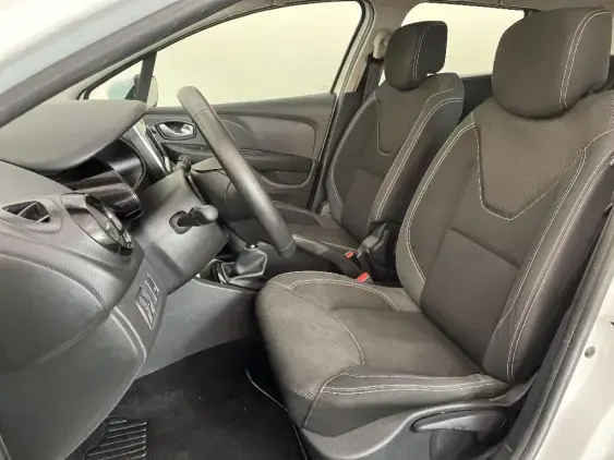 RENAULT CLIO ESTATE IV - voiture d'occasion - Photo 18