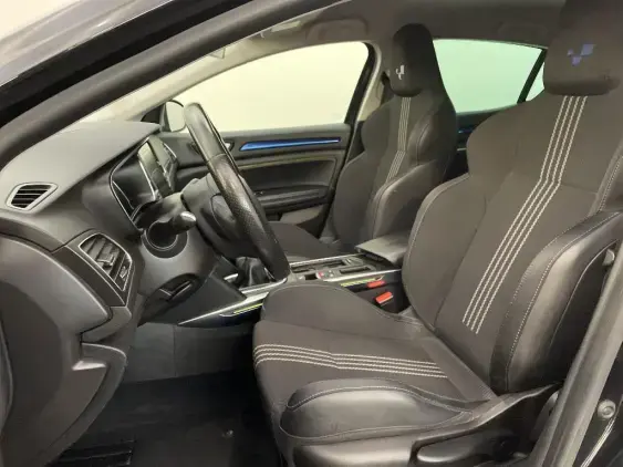 RENAULT MEGANE IV - voiture d'occasion - Photo 18